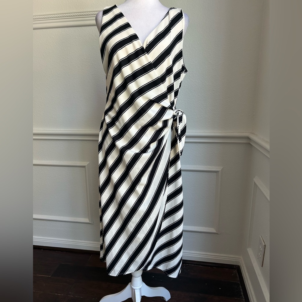 H&M White and Black Sleeveless Striped Wrap Dress, Size  L